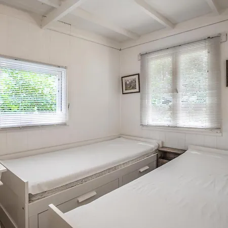 Holiday home 1 Bedroom Stunning In Laag-Soeren