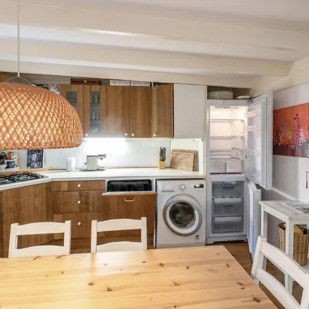 1 Bedroom Stunning In Laag-Soeren