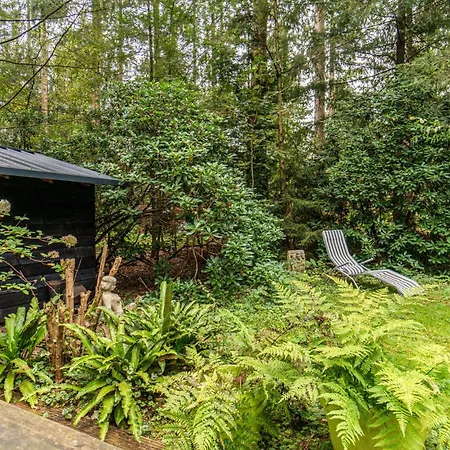 1 Bedroom Stunning In *