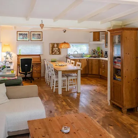 Ferienhaus 1 Bedroom Stunning In